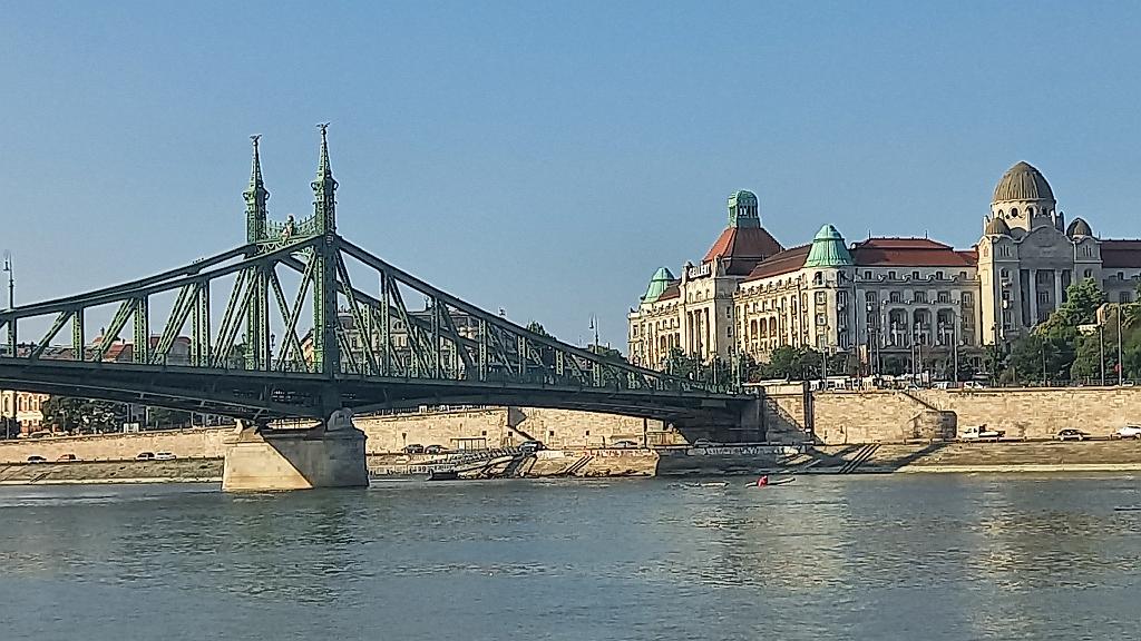 Donau (326)